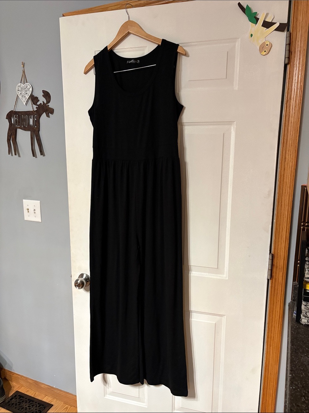 Black Sleeveless Wide-Leg Jumpsuit